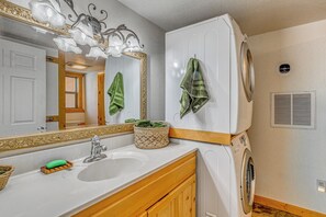 House (0 Bedroom) | Interior - Great for Couples! Extended-stay Studio in Ruidoso (Ruidoso)