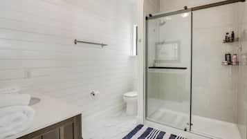 Talo (3 Bedrooms) | Sisätilat