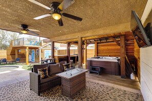Interior - Outdoor Entertainment Area! Lake Havasu City Home (Lake Havasu City)