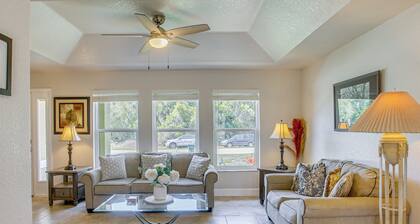 Shop, Swim & Sunbathe: North Port Gem w/ Lanai!