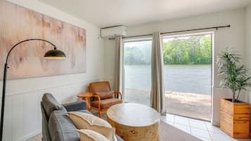 House (1 Bedroom) | Front of property