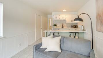 House (1 Bedroom) | Interior