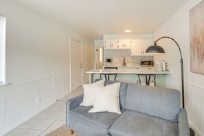 House (1 Bedroom) | Interior - Waterfront Couples Retreat in Hot Springs! (Hot Springs)