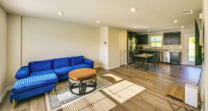 Relax Poolside! Retreat 9 Mi to Rehoboth Beach