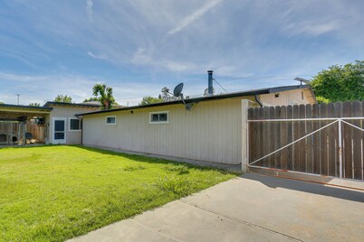 Steps to Sacramento River: Home w/ Yard + Deck