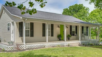 House (2 Bedrooms) | Front of property