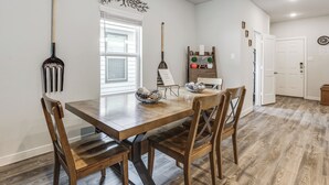 Nhà (4 Bedrooms) | Nội thất