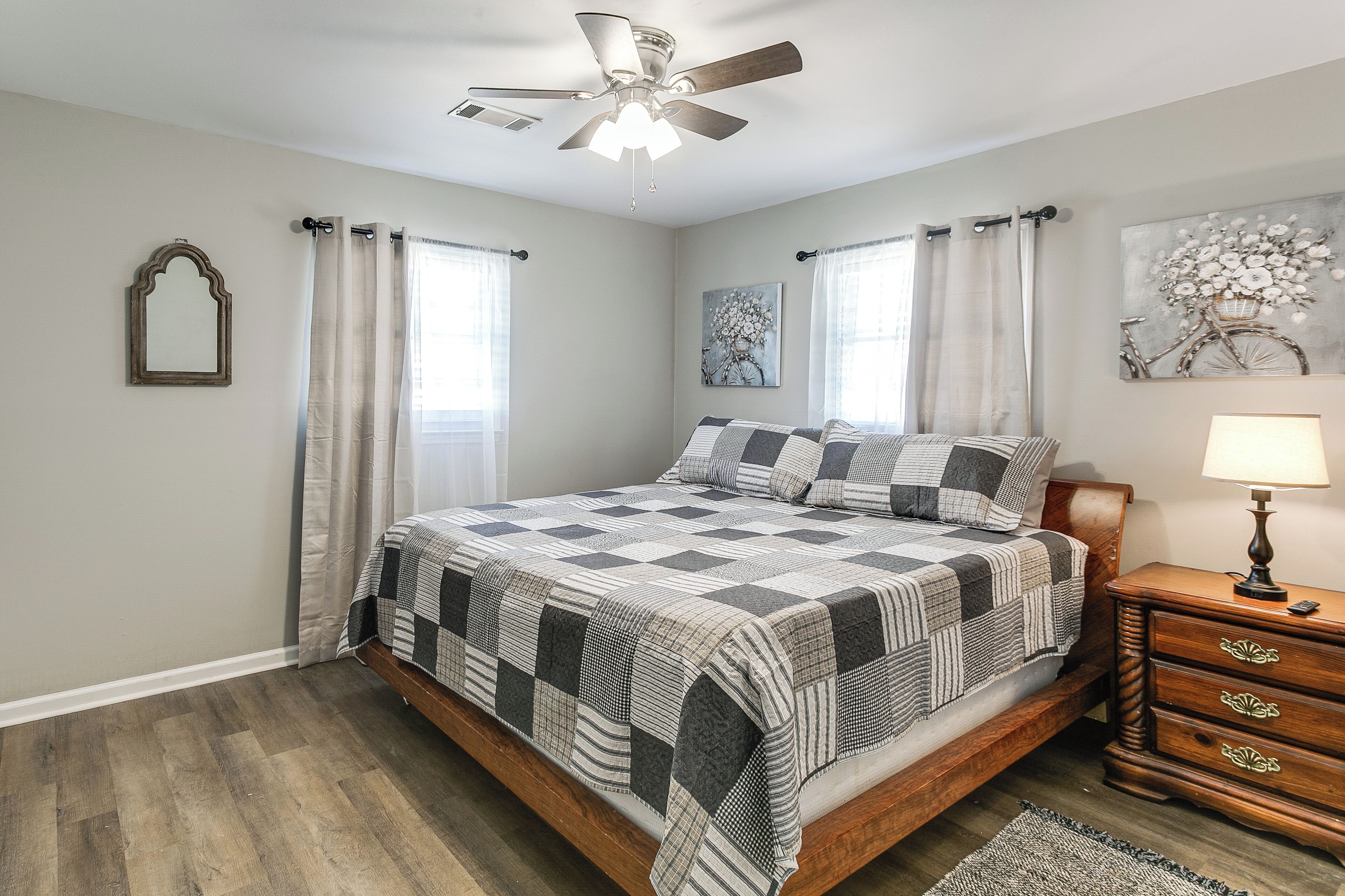 House (3 Bedrooms) | Interior
