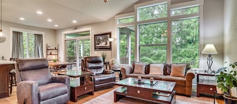 Walk to Park & Creekside Trails! Modern Sandy Home