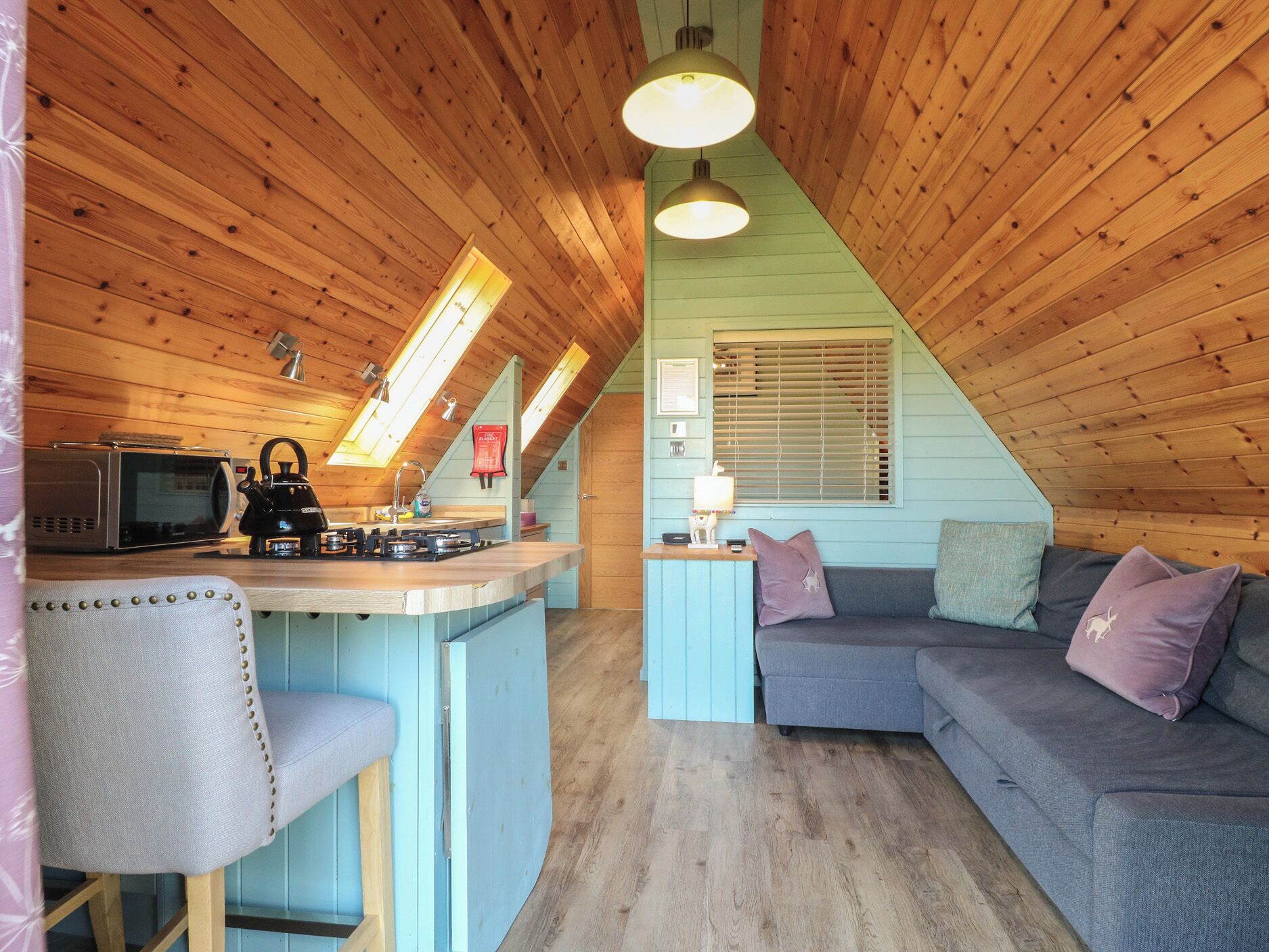 المنشأة من الداخل