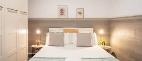 1 Schlafzimmer, BĂŒgeleisen/BĂŒgelbrett, WLAN, BettwĂ€sche