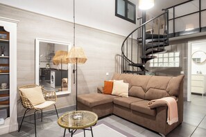 Living area - Vrbo Property (Santander)