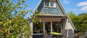 Storchennest roof-only house: Comfortable vacation home on the North Sea in Butjadingen