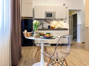 ห้องคลาสสิกสตูดิโอ | ร้านอาหาร