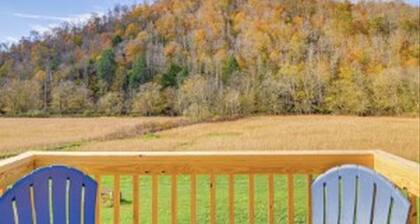 Cozy 2-bedroom mobile home in serene Oneida with AC