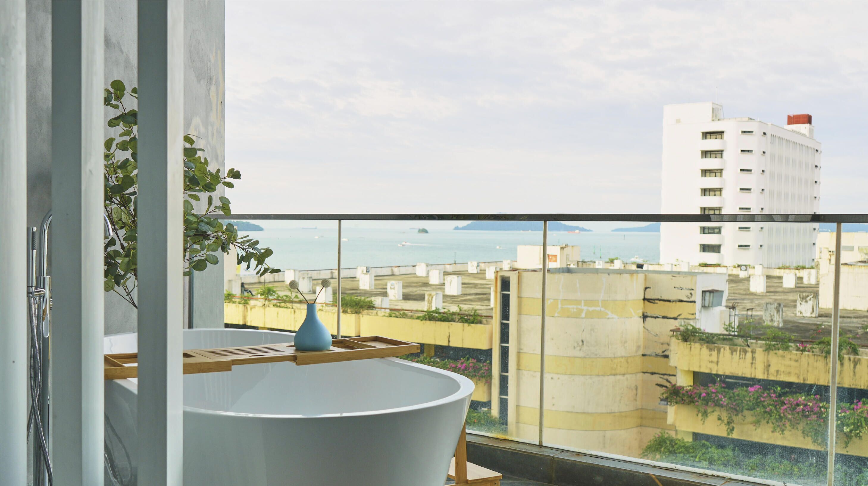 Suite presidencial (One Bedroom Bathtub) | Balcón