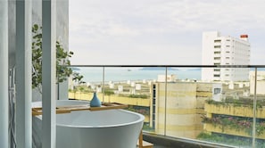 Suite – president (One Bedroom Bathtub) | Balkong