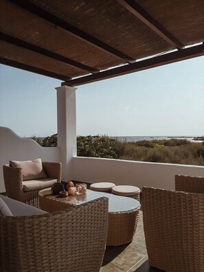 Terrace/patio - Sunrise Villa in Skyros - Coastal Sea View Haven (Skyros)