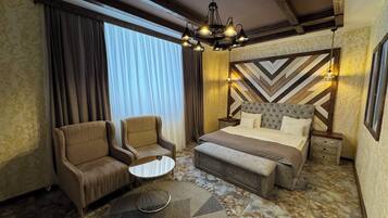 Standard Room, Balcony, Mountain View