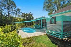 Pool - Marvelous 3-bedroom house with pool, hot tub, and lanai on Amelia Island (Fernandina Beach)