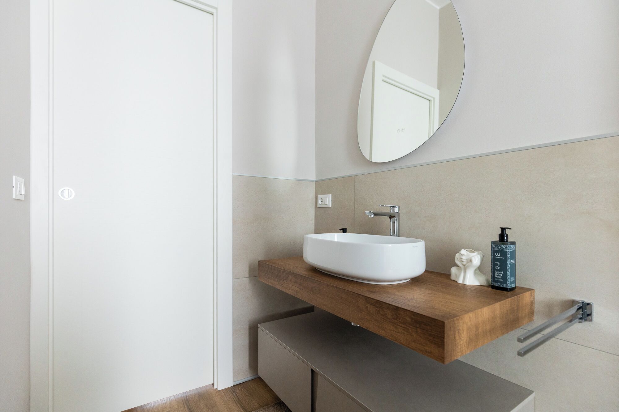 Apartment, Balcony | Bathroom