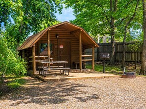 Room - Elkhart RV Resort (Granger)