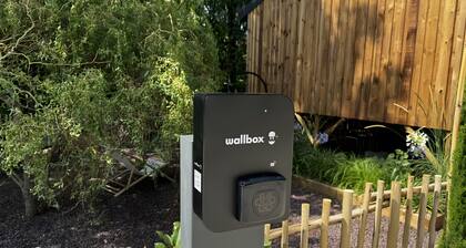 Cabane « L'arbousier » avec terrasse privée, jardin privé et climatisation