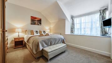 Deluxe Cottage, Courtyard View