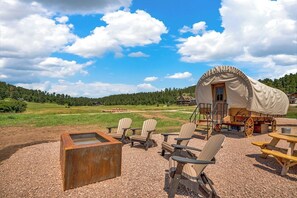 Outdoor dining - Pioneer, Where Luxury Meets Old West (Sturgis)