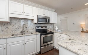 Appartamento, 3 camere da letto | Cucina privata | Frigorifero, forno, macchina per tè/caffè