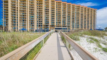 Condo, 3 quartos | Fachada