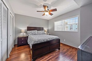 2 bedrooms, iron/ironing board, WiFi, bed sheets - Coastal Condo Near Beach (Cape Canaveral)