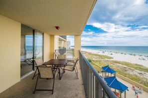 Condo, 3 Bedrooms | Outdoor dining - Phoenix V 412 3 Bedroom Condo (Orange Beach)