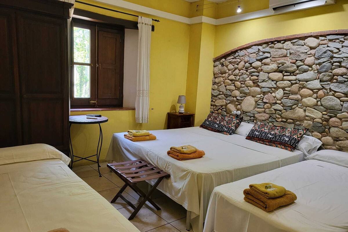 Deluxe Double Room, Canal View | Wi-fi percuma, cadar katil 