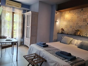 Habitación Deluxe doble, balcón, vistas al jardín | Wifi gratis