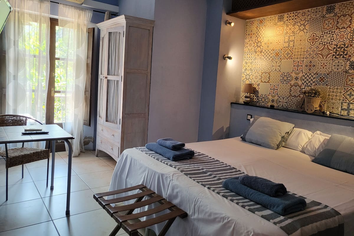 Deluxe Double Room, Balcony, Garden View | Wi-fi percuma, cadar katil 