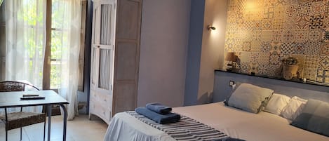 Deluxe Double Room, Balcony, Garden View
