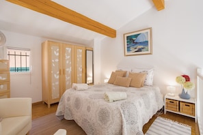 2 Schlafzimmer, Bügeleisen/Bügelbrett, WLAN, Bettwäsche