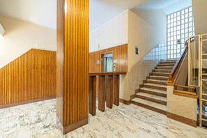 Interior - Happy Tourist by Wonderful Italy (Sanremo)