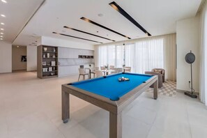Games room - Vogue, Emaar Beachfront Beach Mansion near JBR (Emaar Beachfront)