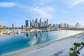 Beach nearby - Vogue, Emaar Beachfront Beach Mansion near JBR (Emaar Beachfront)