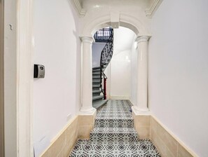 Interior - Penthouse with private roof top in Three Cities (Bormla)
