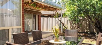 Vintage family entire home 5bed 2bath free parking