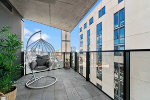 Property grounds - City CBD Rundle mall Family Retreat with view free park (Adelaide)