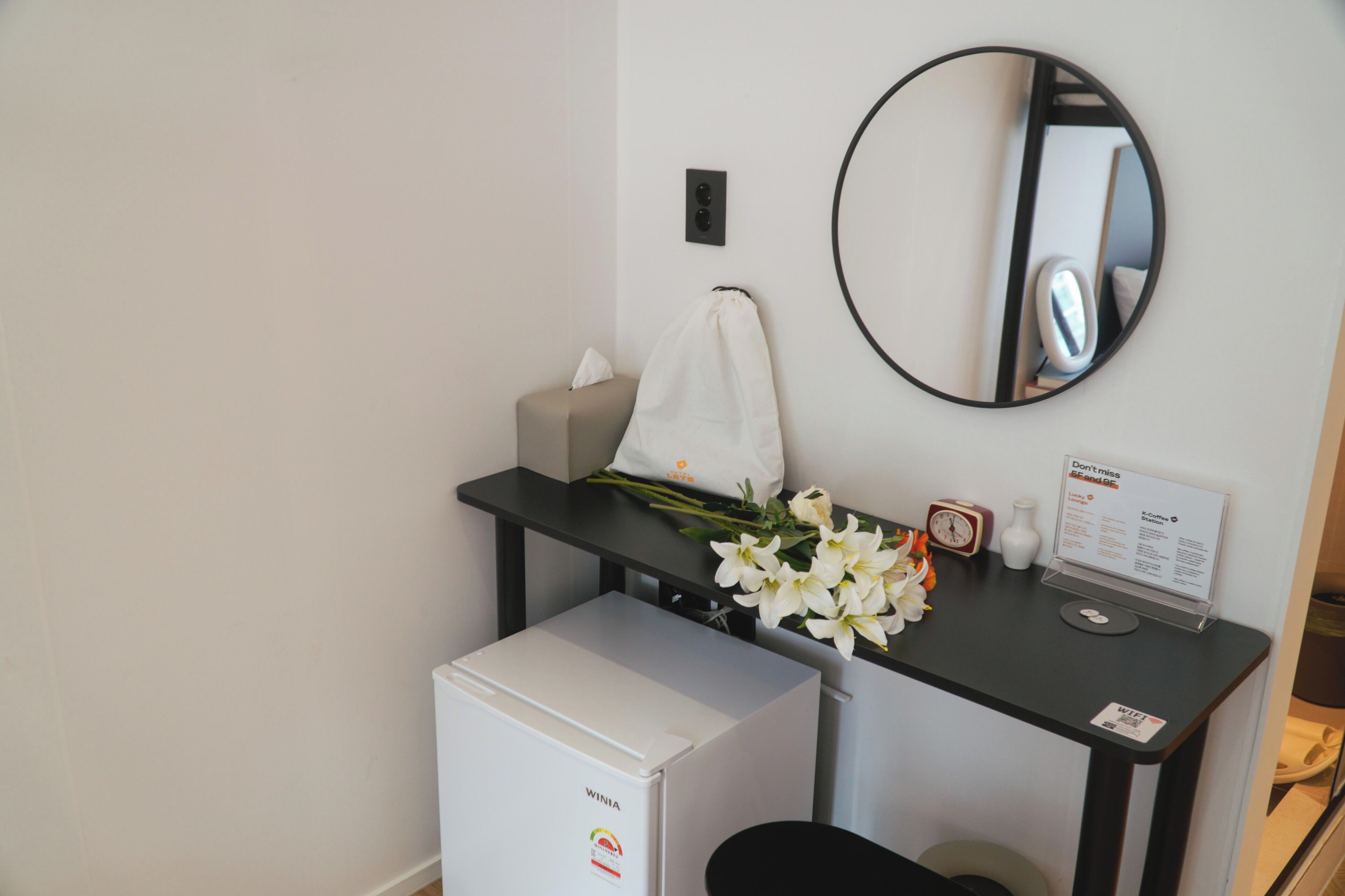 Deluxe Twin Room | Desk, free WiFi