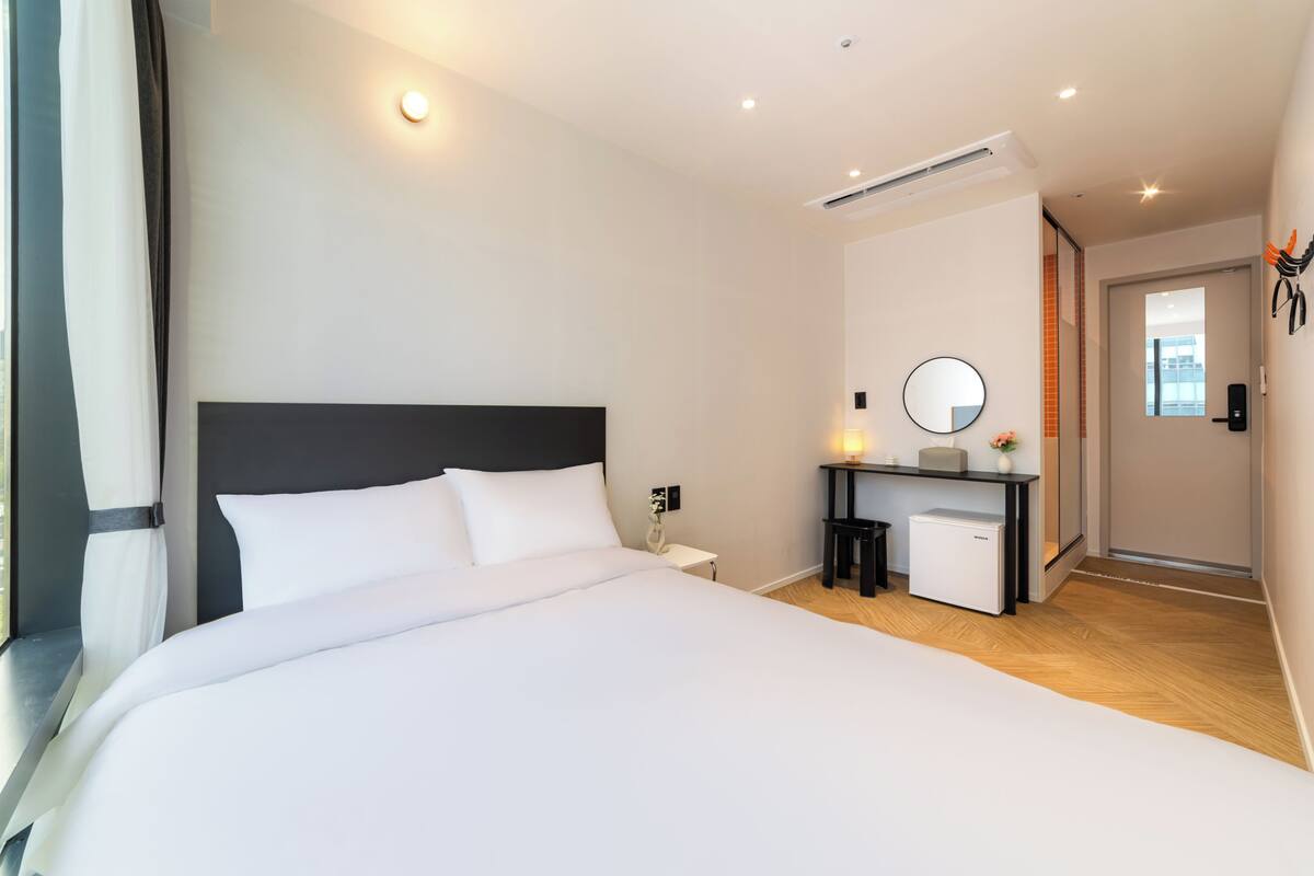 Superior Double Room | Desk, free WiFi