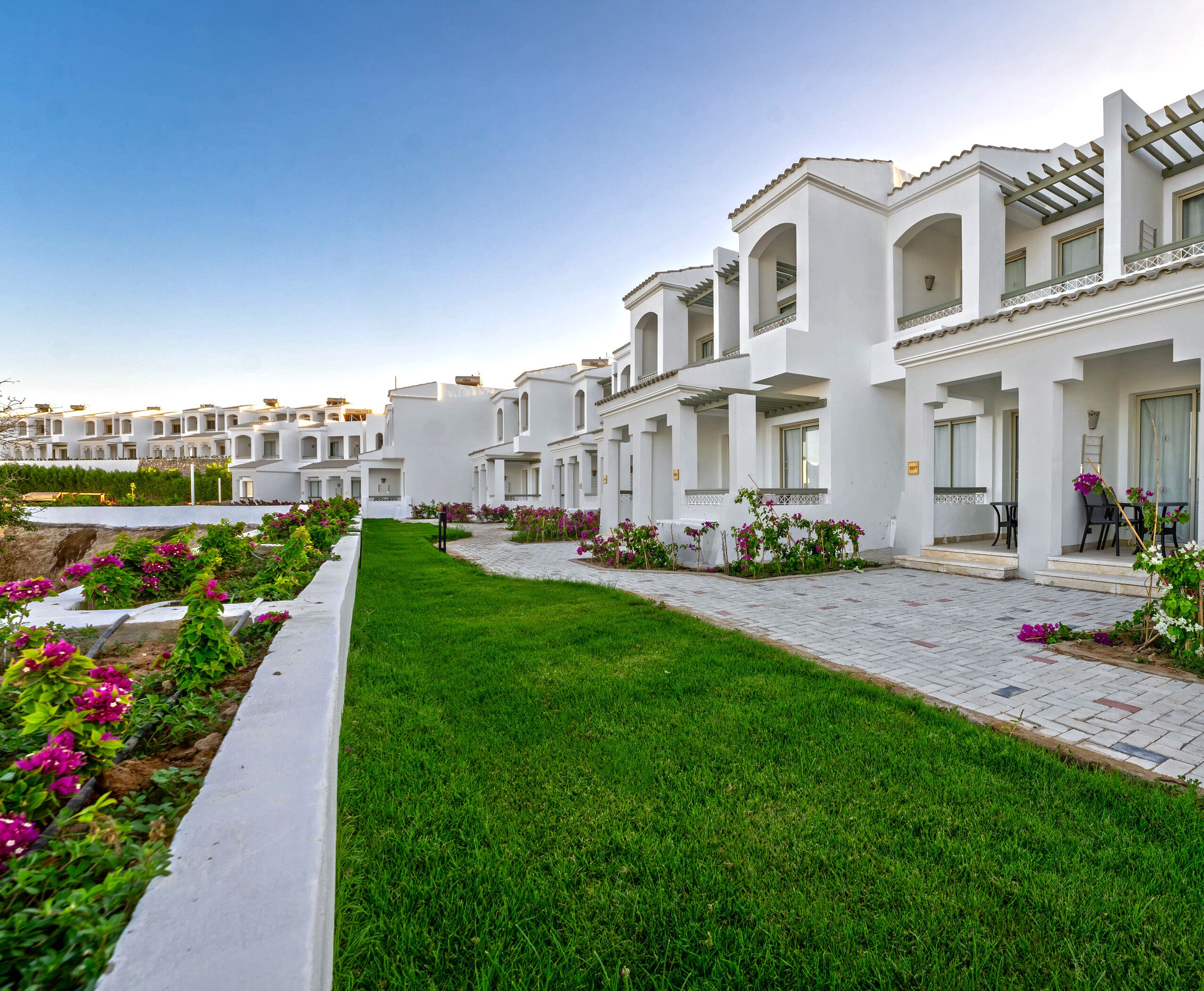 Habitación clásica con 1 cama matrimonial o 2 individuales, vista al jardín | Exterior