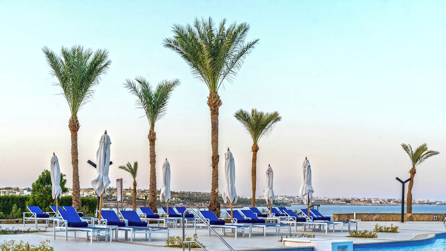 Invidia Coral Beach Tiran