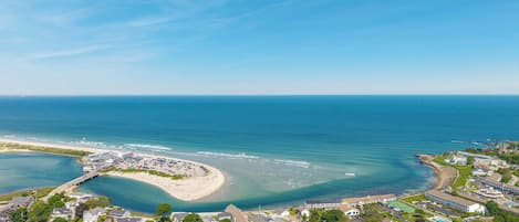 Playa en los alrededores