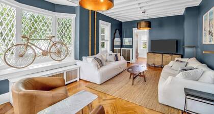 Walk to Beach & Town | Beach Gear | Sleeps 12